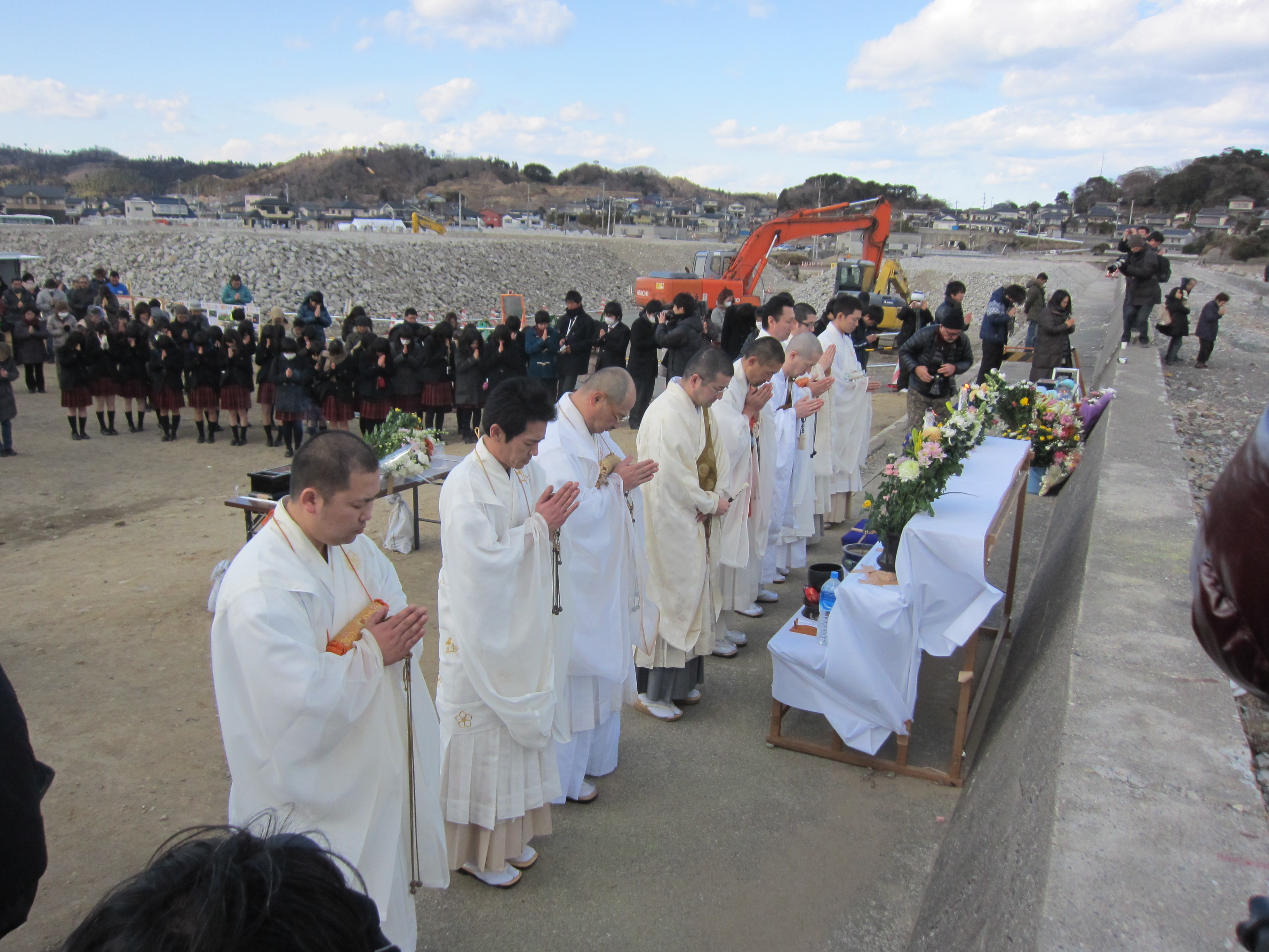 日蓮宗新聞社 : 東日本大震災慰霊行脚修法法要